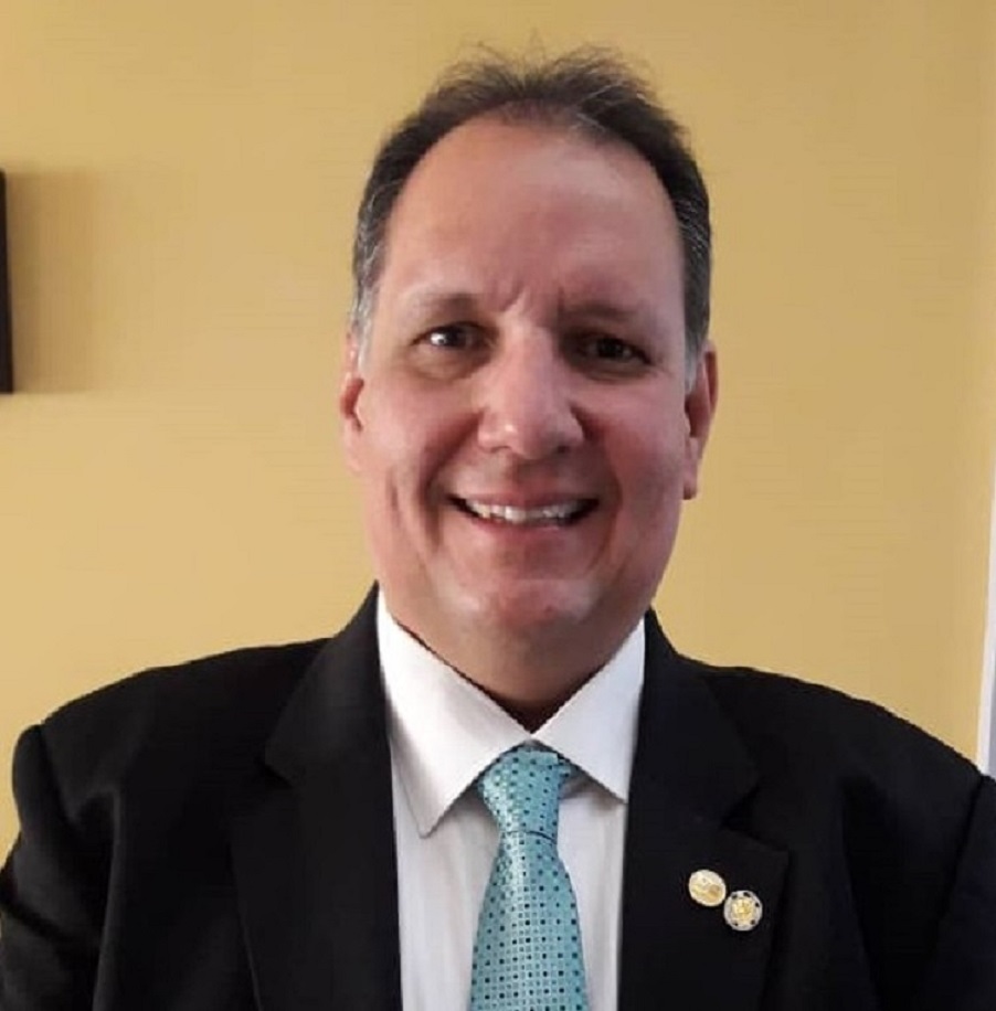 Dr. Franklin Rivas